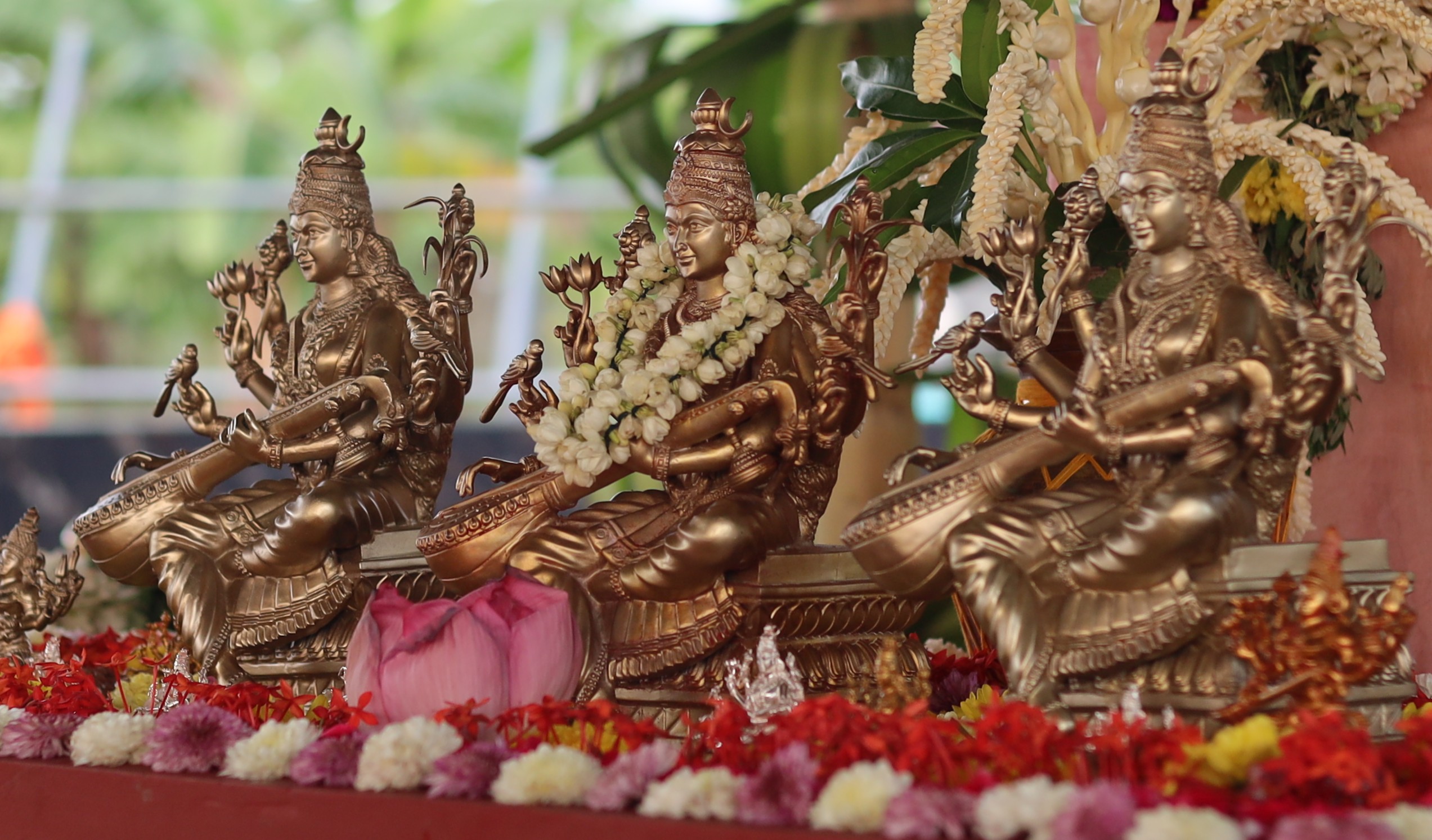 Matangi Brass Idol (1 Foot)